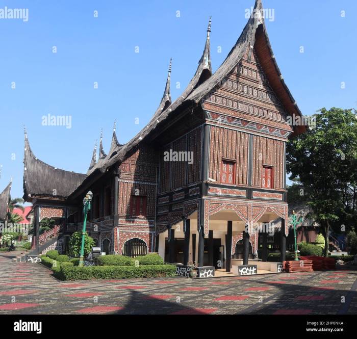 Rumah adat Sumatera Utara yang masih terawat